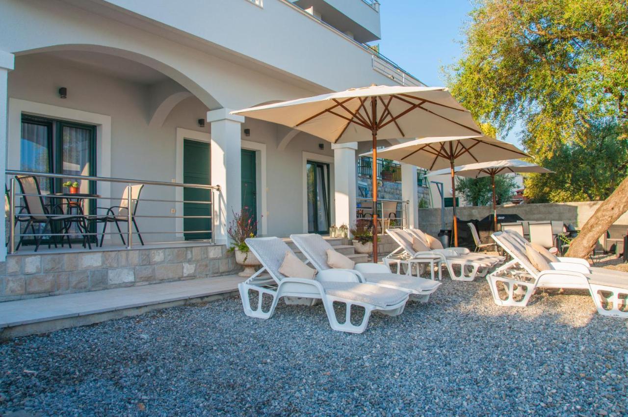 Beach Apartments Tivat Buitenkant foto